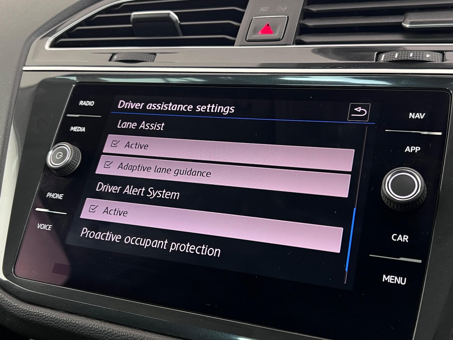 Used Volkswagen Tiguan 2018 for sale - 77216964: Photo 29