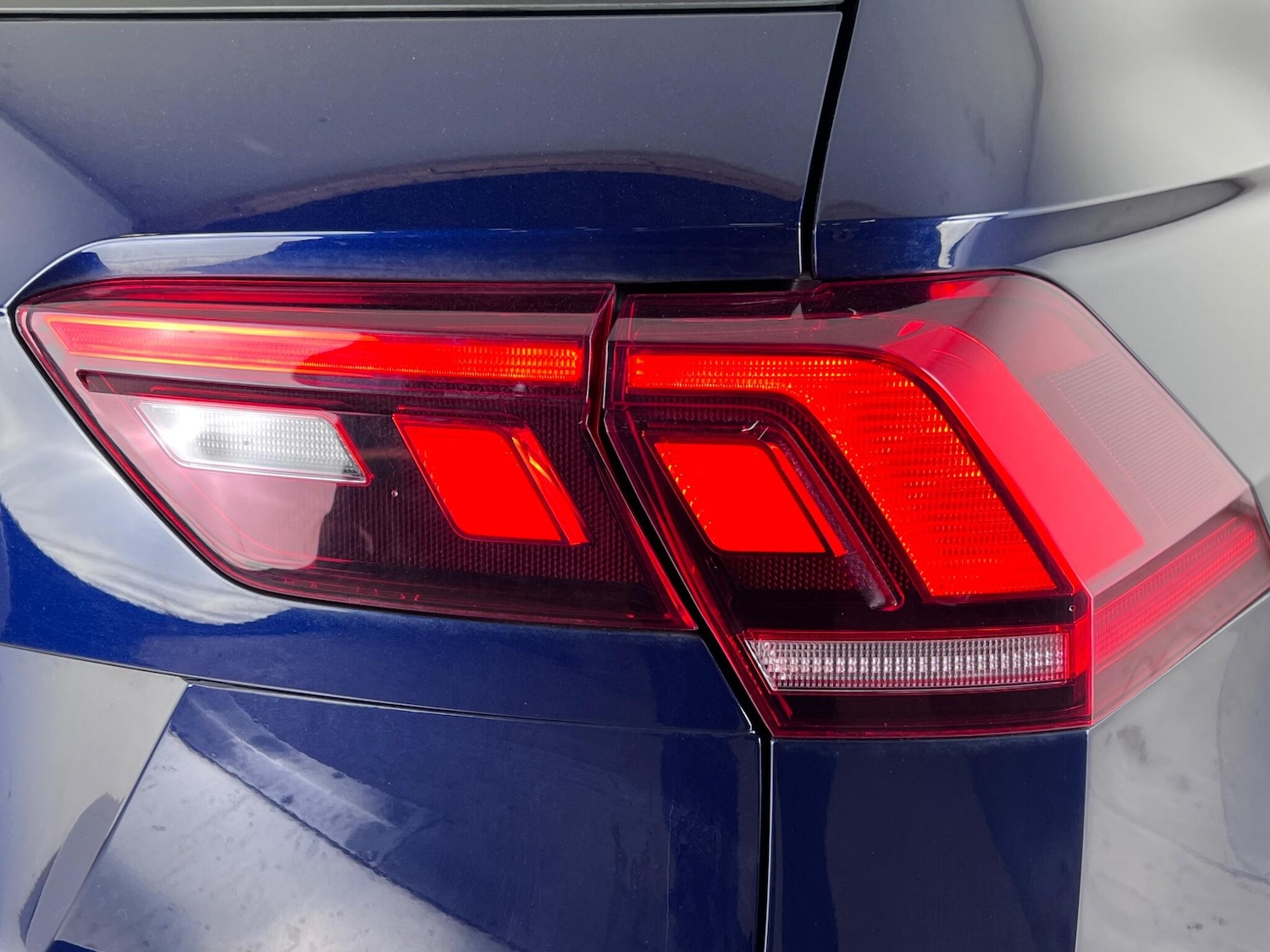 Used Volkswagen Tiguan 2018 for sale - 77216964: Photo 8