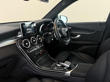 Used Mercedes-Benz GLC 2017 for sale - 79304445: Photo