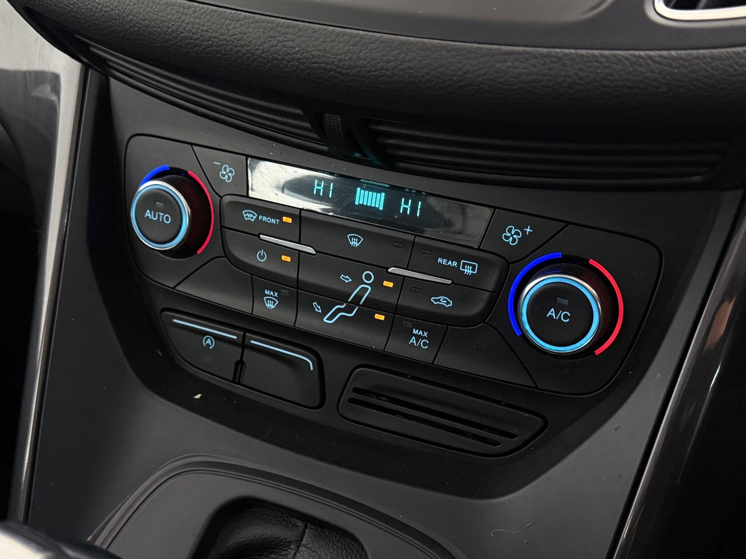 Used Ford Grand C-Max 2018 for sale - 77221647: Photo 35