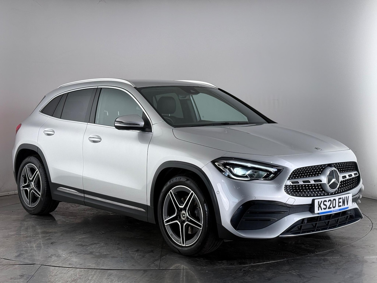 Used Mercedes-Benz GLA 2020 for sale - 76468309: Photo 1