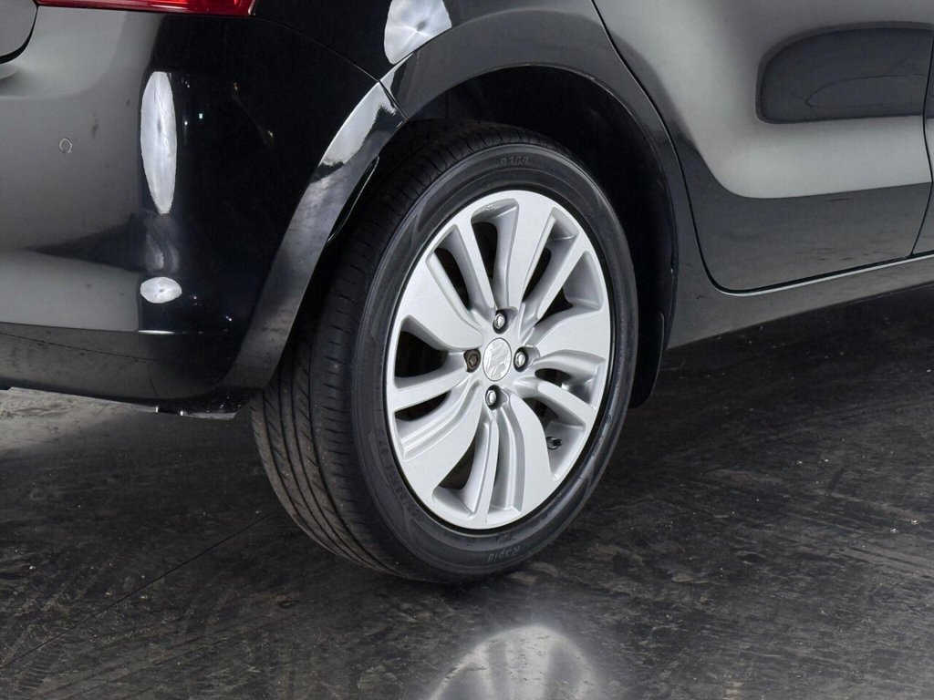 Used Suzuki Swift 2018 for sale - 76367832: Photo 11