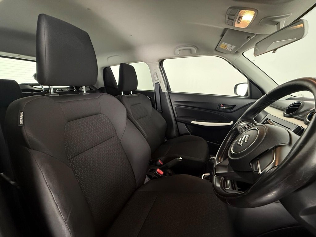 Used Suzuki Swift 2018 for sale - 76367832: Photo 14