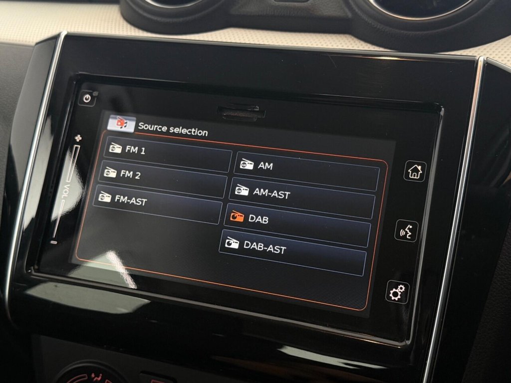 Used Suzuki Swift 2018 for sale - 76367832: Photo 29