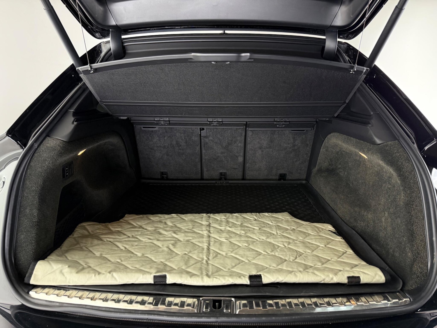 Used Bentley Bentayga 2021 for sale - 77181294: Photo 9