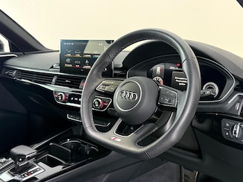 Used Audi A4 Avant 2023 for sale - 78859123: Photo