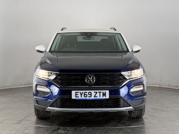 Used Volkswagen T-Roc 2019 for sale - 77259736: Photo