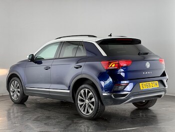 Used Volkswagen T-Roc 2019 for sale - 77259736: Photo