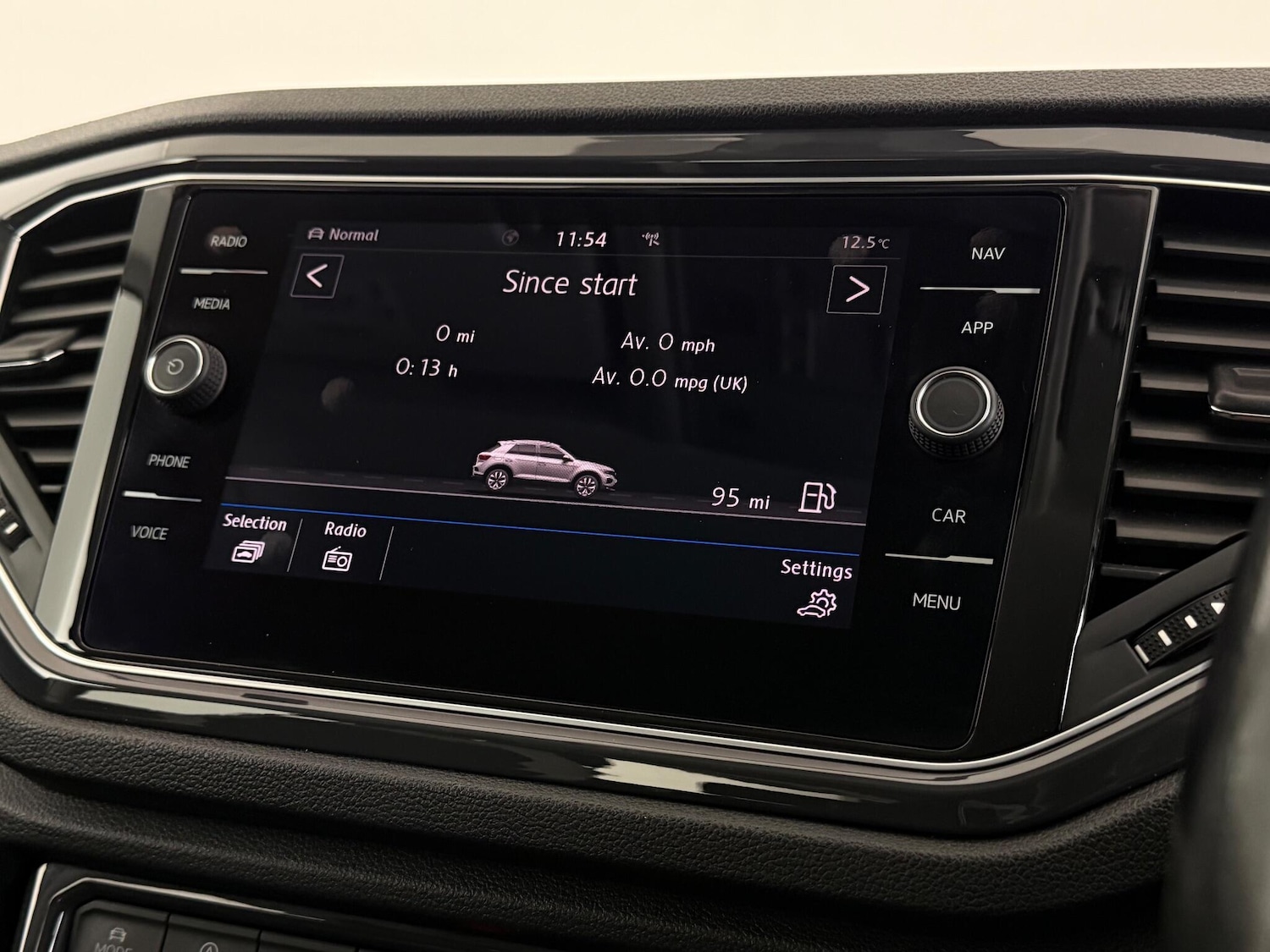 Used Volkswagen T-Roc 2018 for sale - 77222406: Photo 25