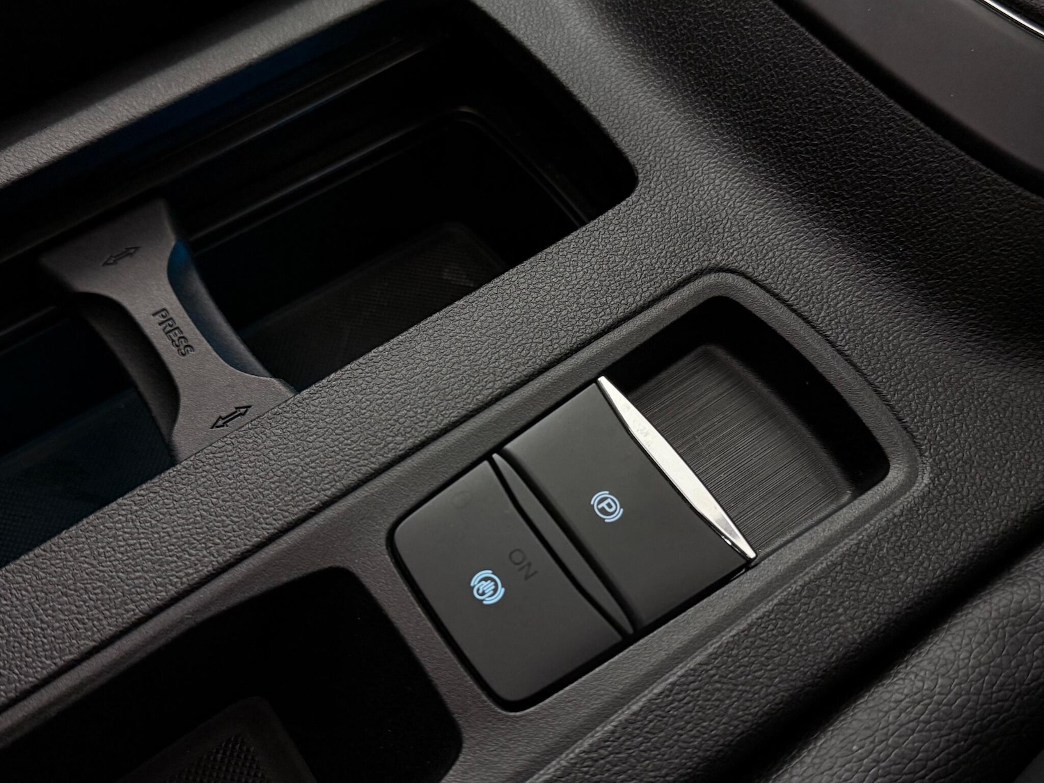 Used Ford Kuga 2022 for sale - 76468257: Photo 40