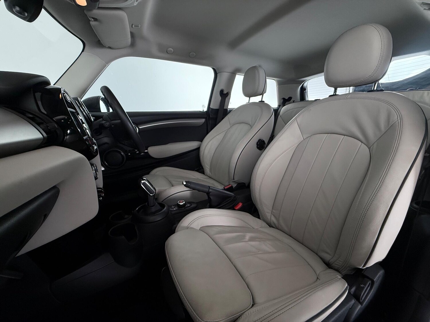 Used MINI Hatch 2018 for sale - 76468262: Photo 17