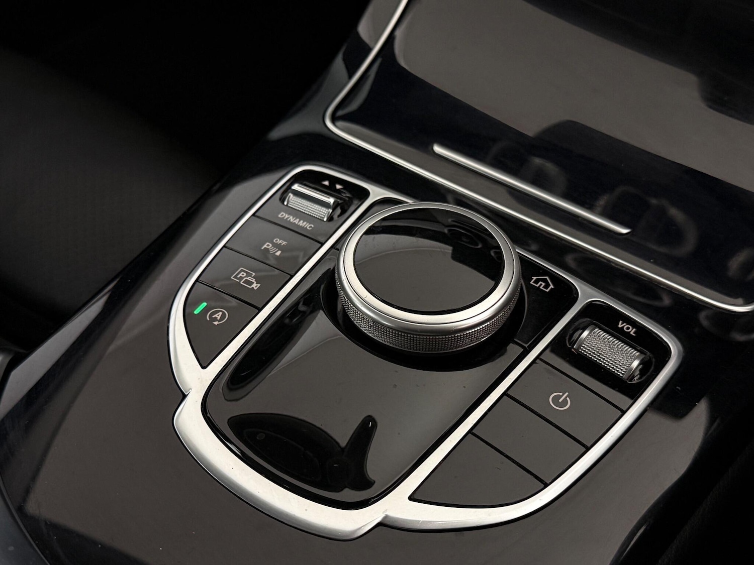 Used Mercedes-Benz C Class 2019 for sale - 76468120: Photo 40