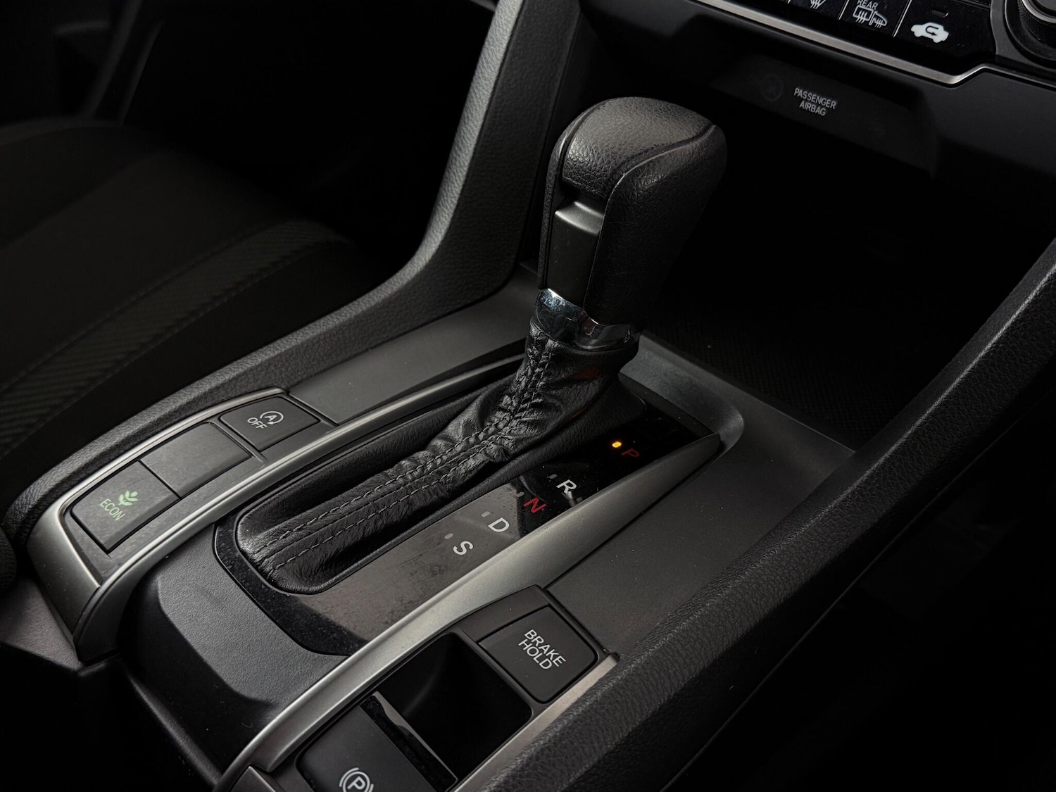 Used Honda Civic 2018 for sale - 76472213: Photo 35