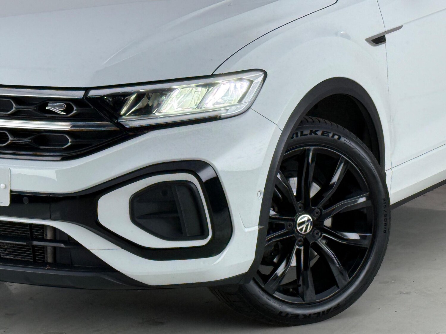 Used Volkswagen T-Roc 2023 for sale - 78063148: Photo 33