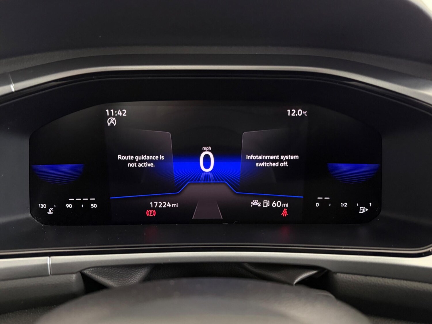 Used Volkswagen T-Roc 2023 for sale - 77441531: Photo 15