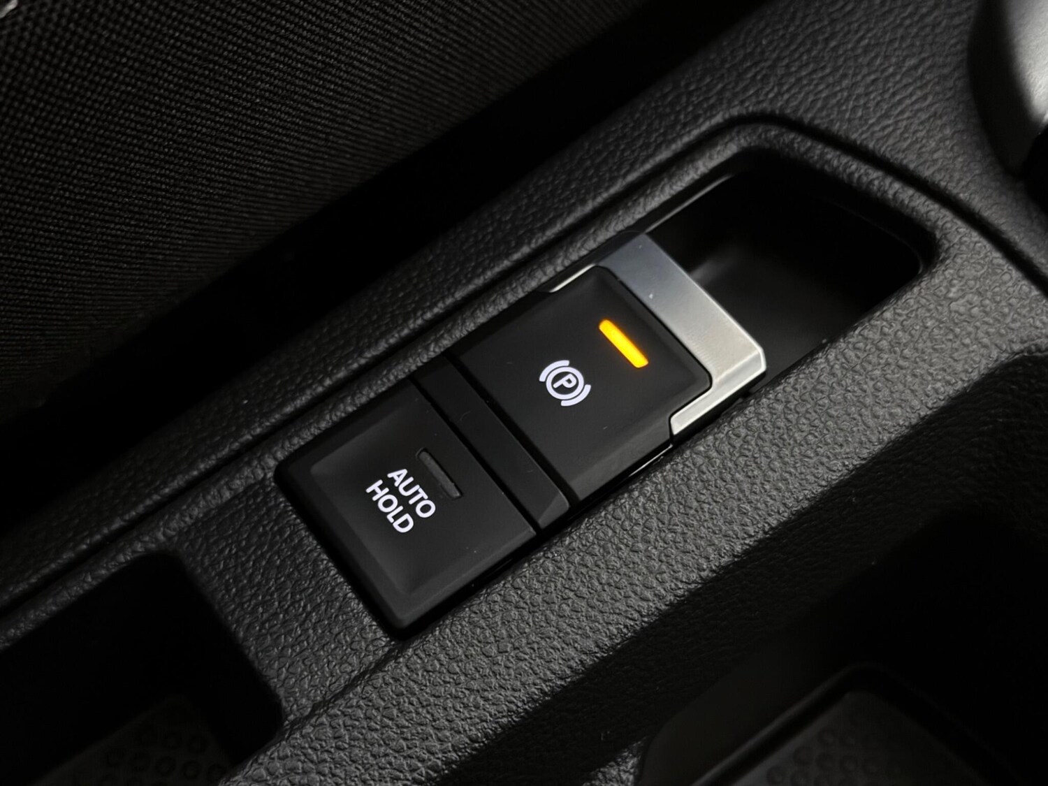 Used Volkswagen T-Roc 2023 for sale - 77441531: Photo 34