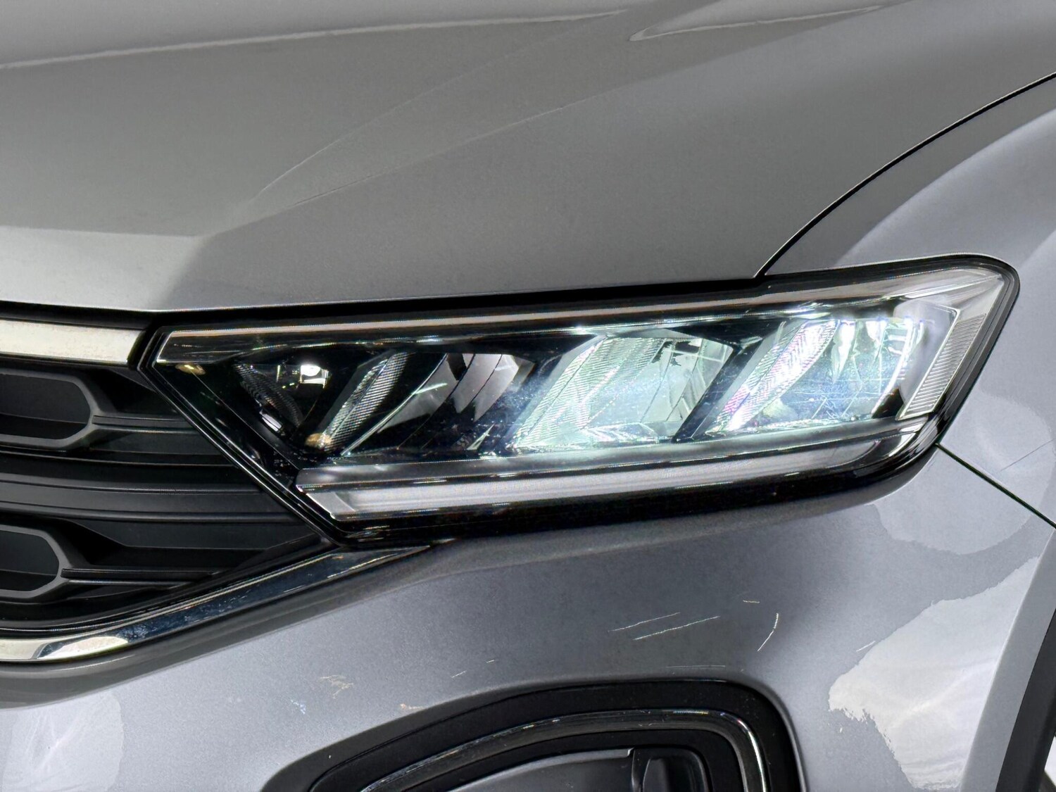 Used Volkswagen T-Roc 2023 for sale - 77441531: Photo 7