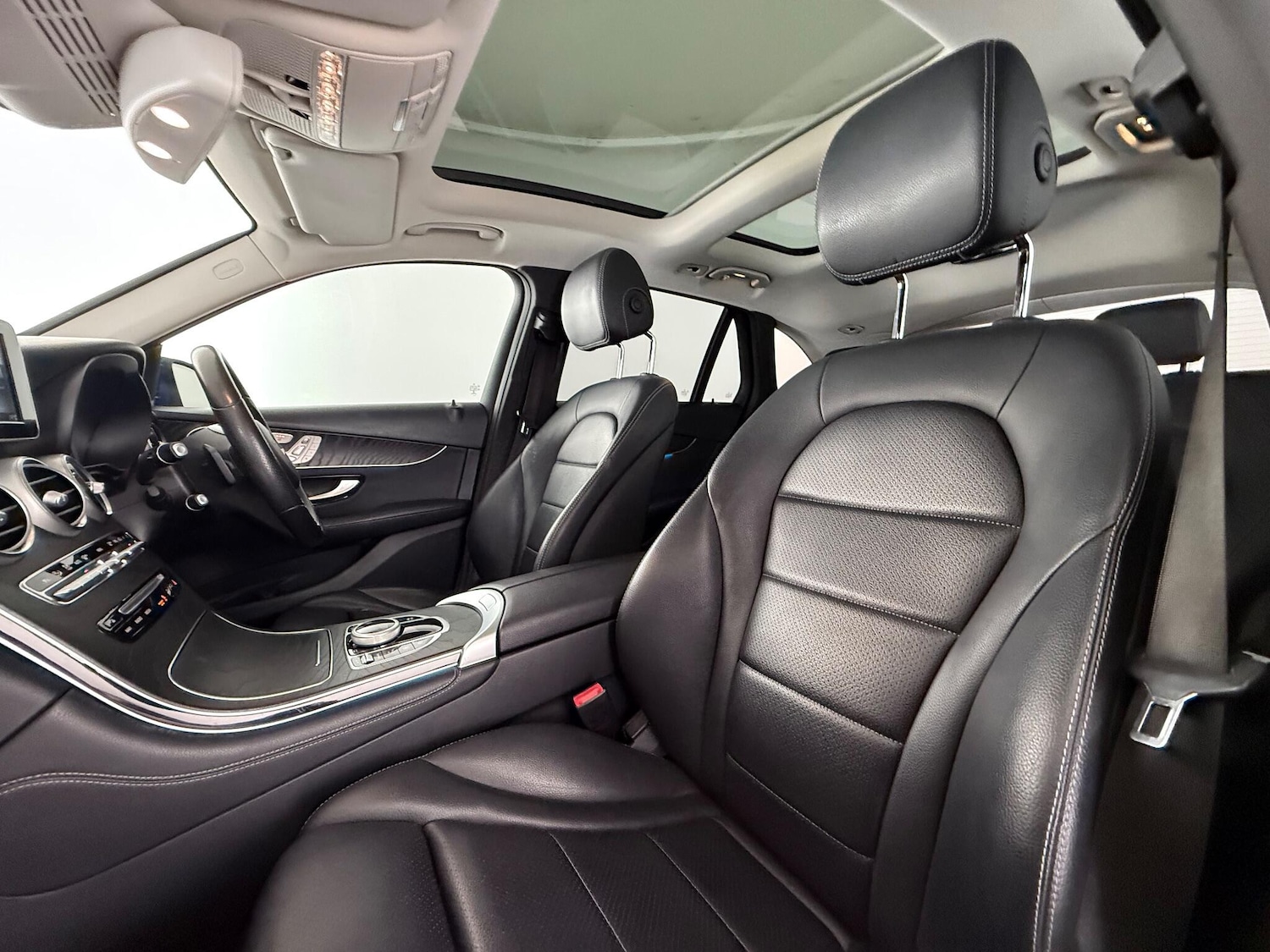 Used Mercedes-Benz GLC 2018 for sale - 77246787: Photo 11