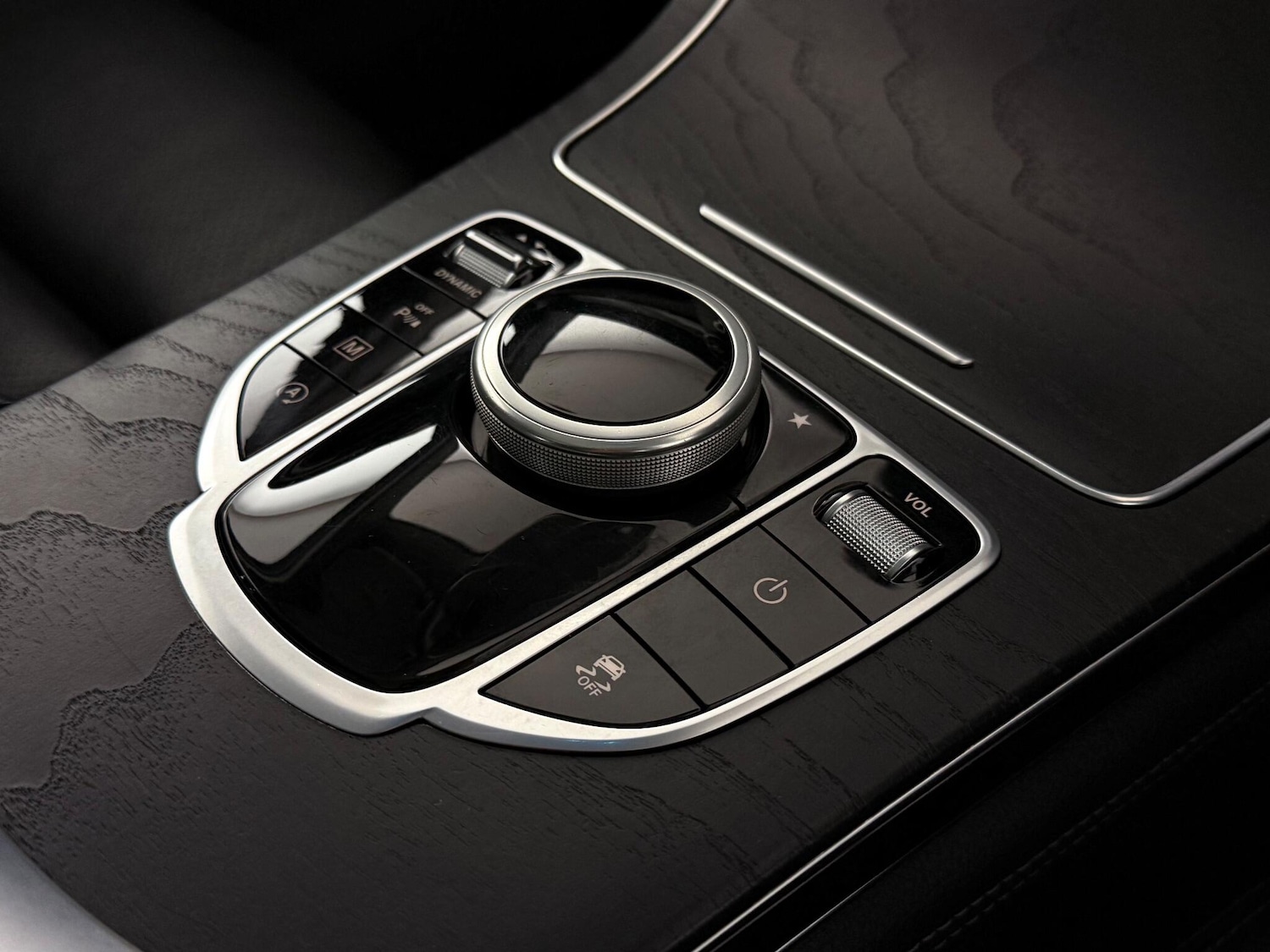 Used Mercedes-Benz GLC 2018 for sale - 77246787: Photo 27