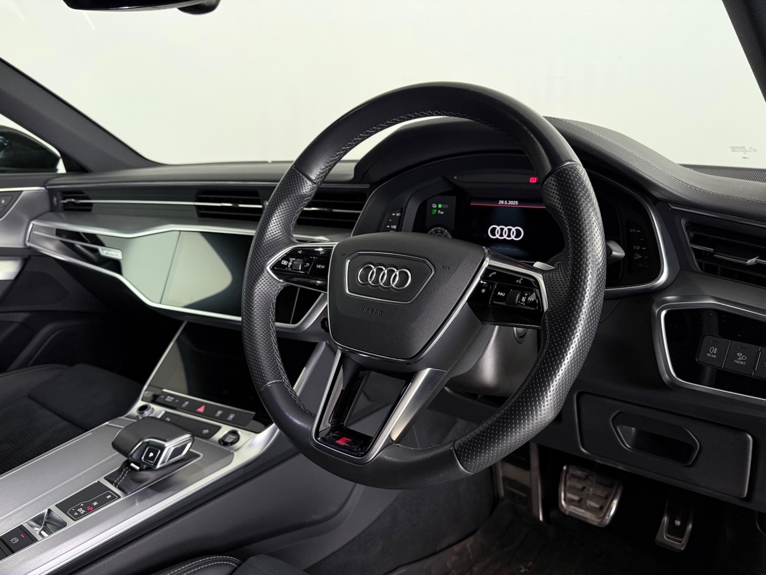 Used Audi A6 Saloon 2021 for sale - 77217206: Photo 11