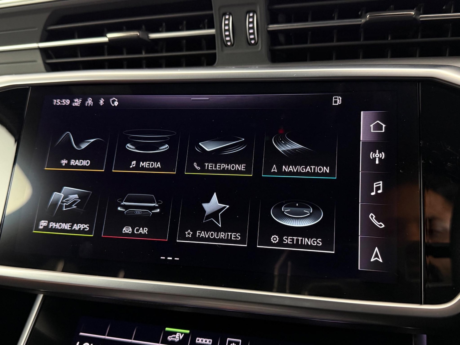 Used Audi A6 Saloon 2021 for sale - 77217206: Photo 24