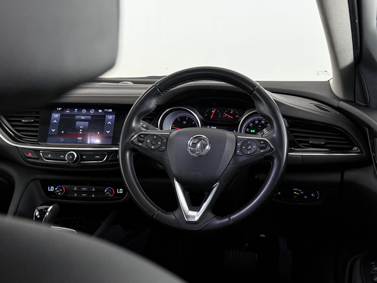 Used Vauxhall Insignia 2018 for sale - 76468636: Photo 19