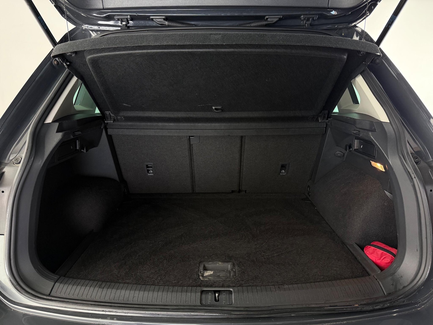 Used Volkswagen Tiguan 2018 for sale - 76992537: Photo 13