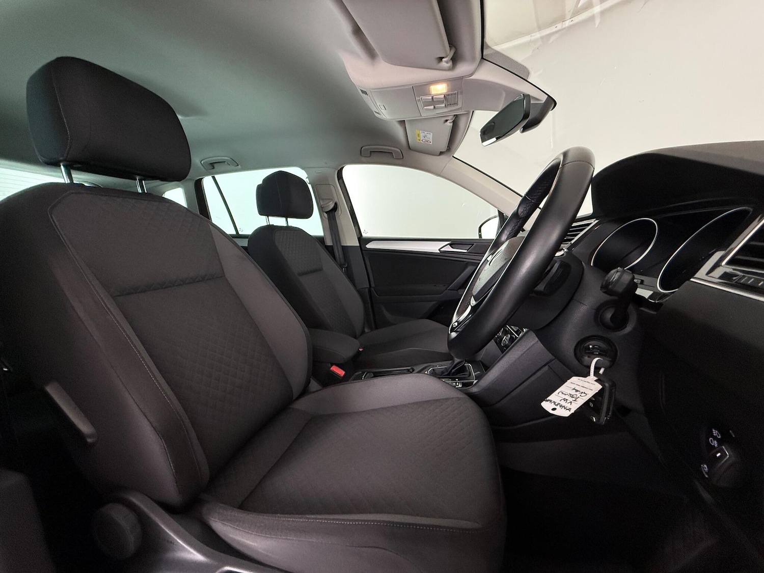 Used Volkswagen Tiguan 2018 for sale - 76992537: Photo 16