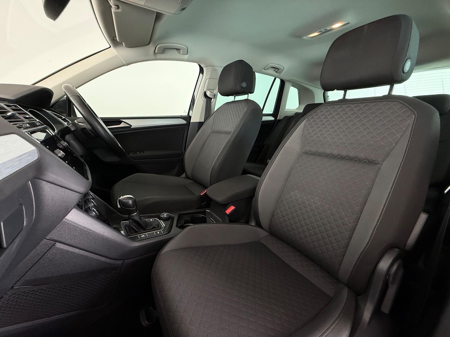 Used Volkswagen Tiguan 2018 for sale - 76992537: Photo 18