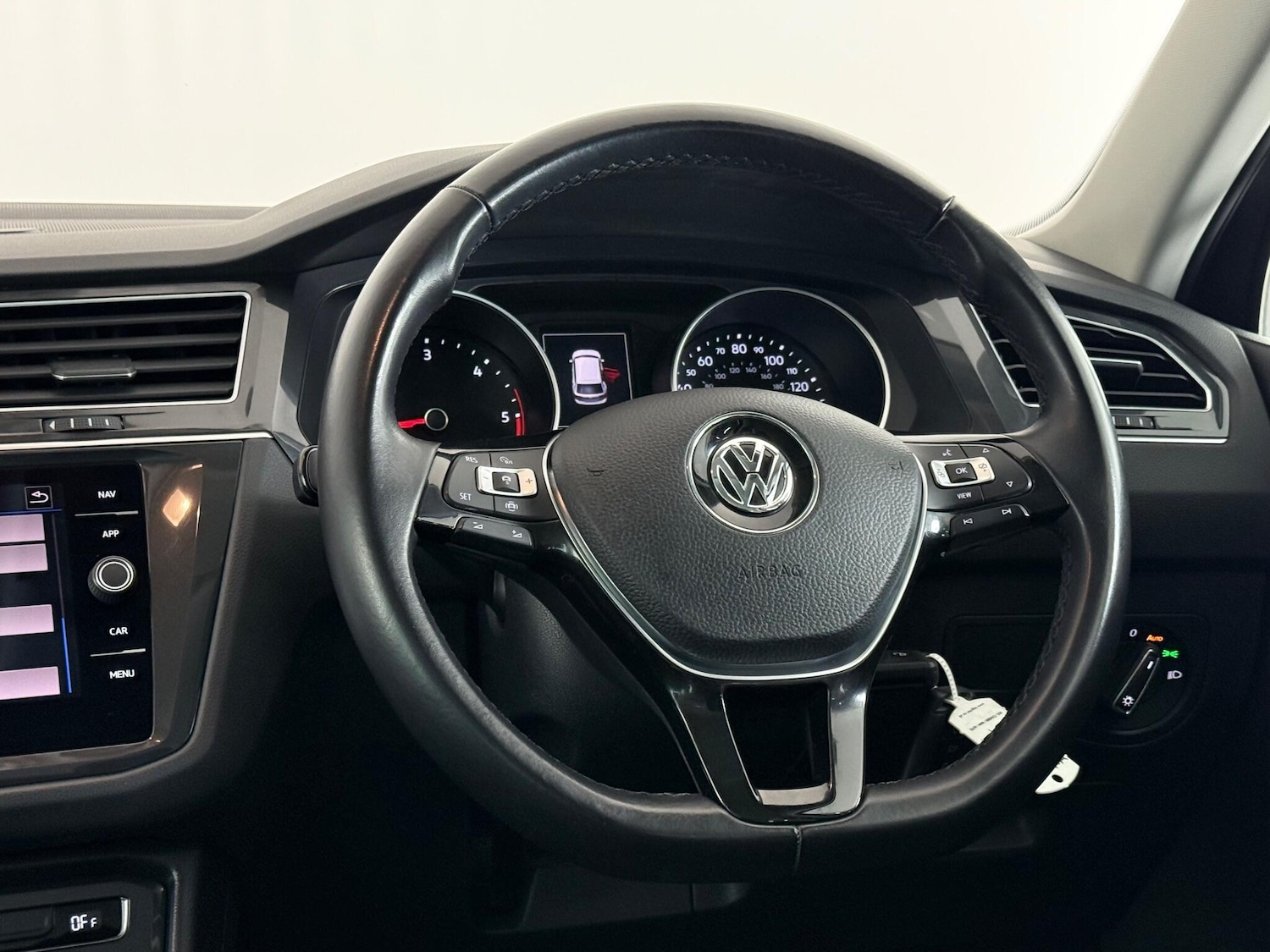 Used Volkswagen Tiguan 2018 for sale - 76992537: Photo 23