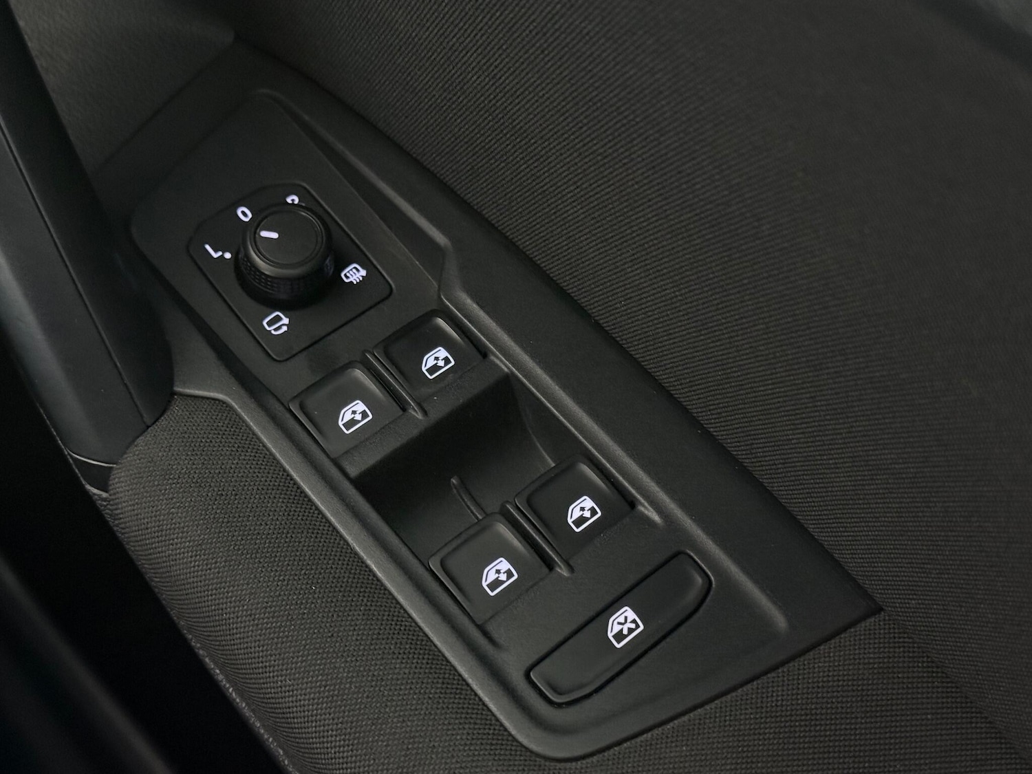 Used Volkswagen Tiguan 2018 for sale - 76992537: Photo 26