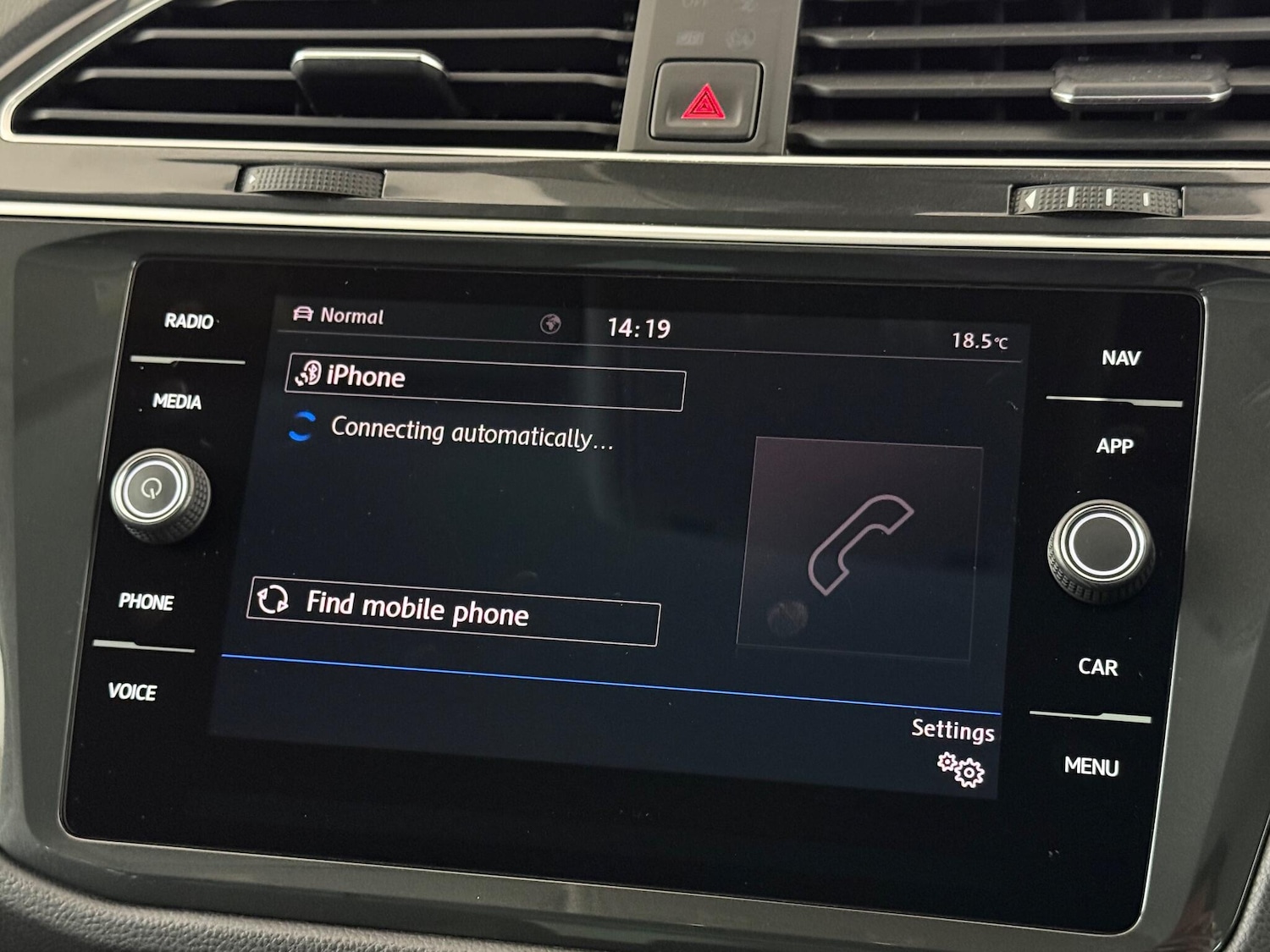 Used Volkswagen Tiguan 2018 for sale - 76992537: Photo 32