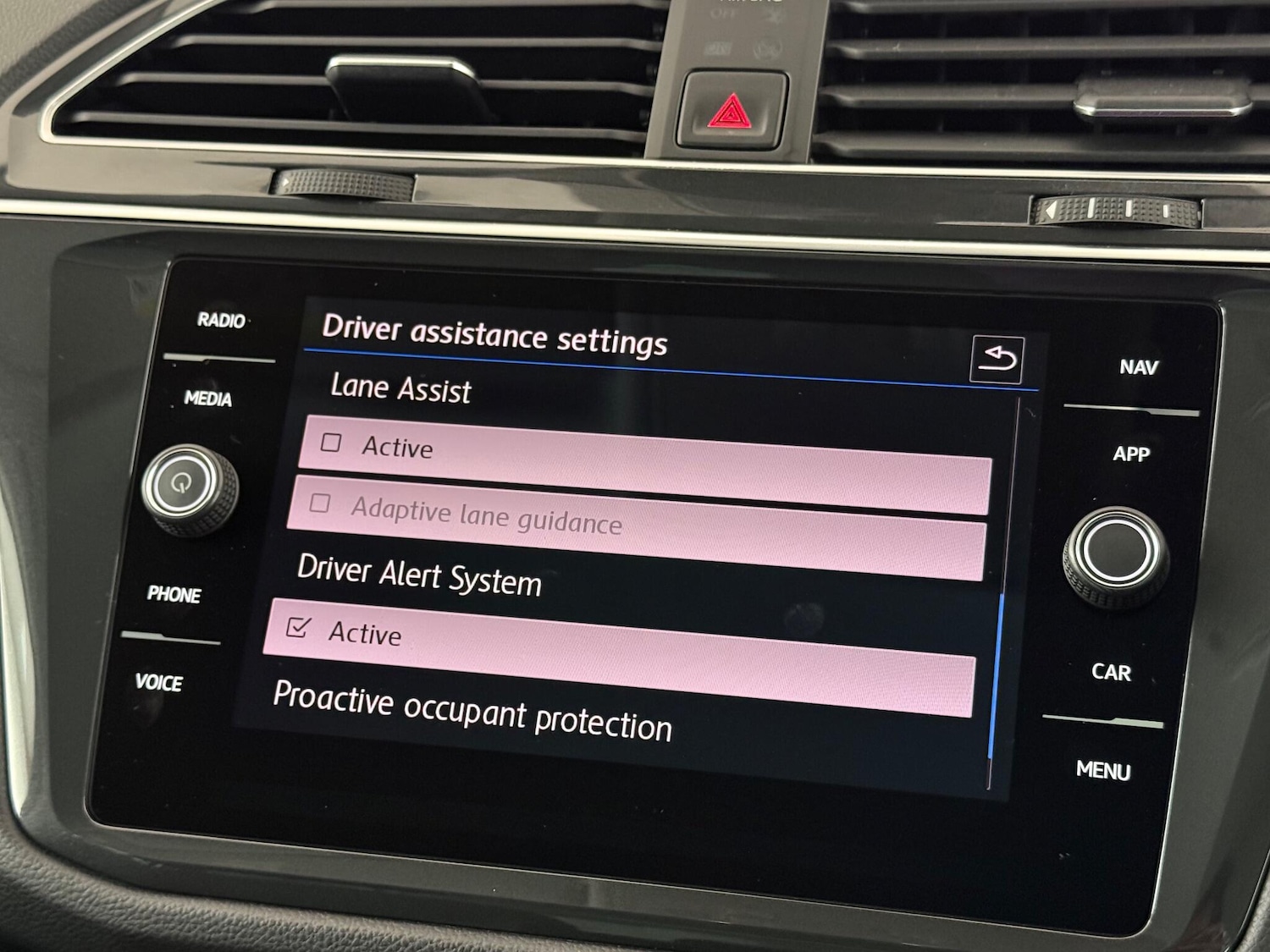 Used Volkswagen Tiguan 2018 for sale - 76992537: Photo 35