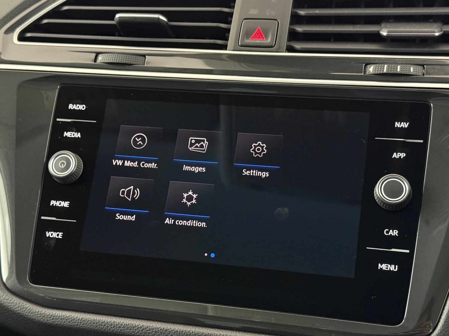 Used Volkswagen Tiguan 2018 for sale - 76992537: Photo 38