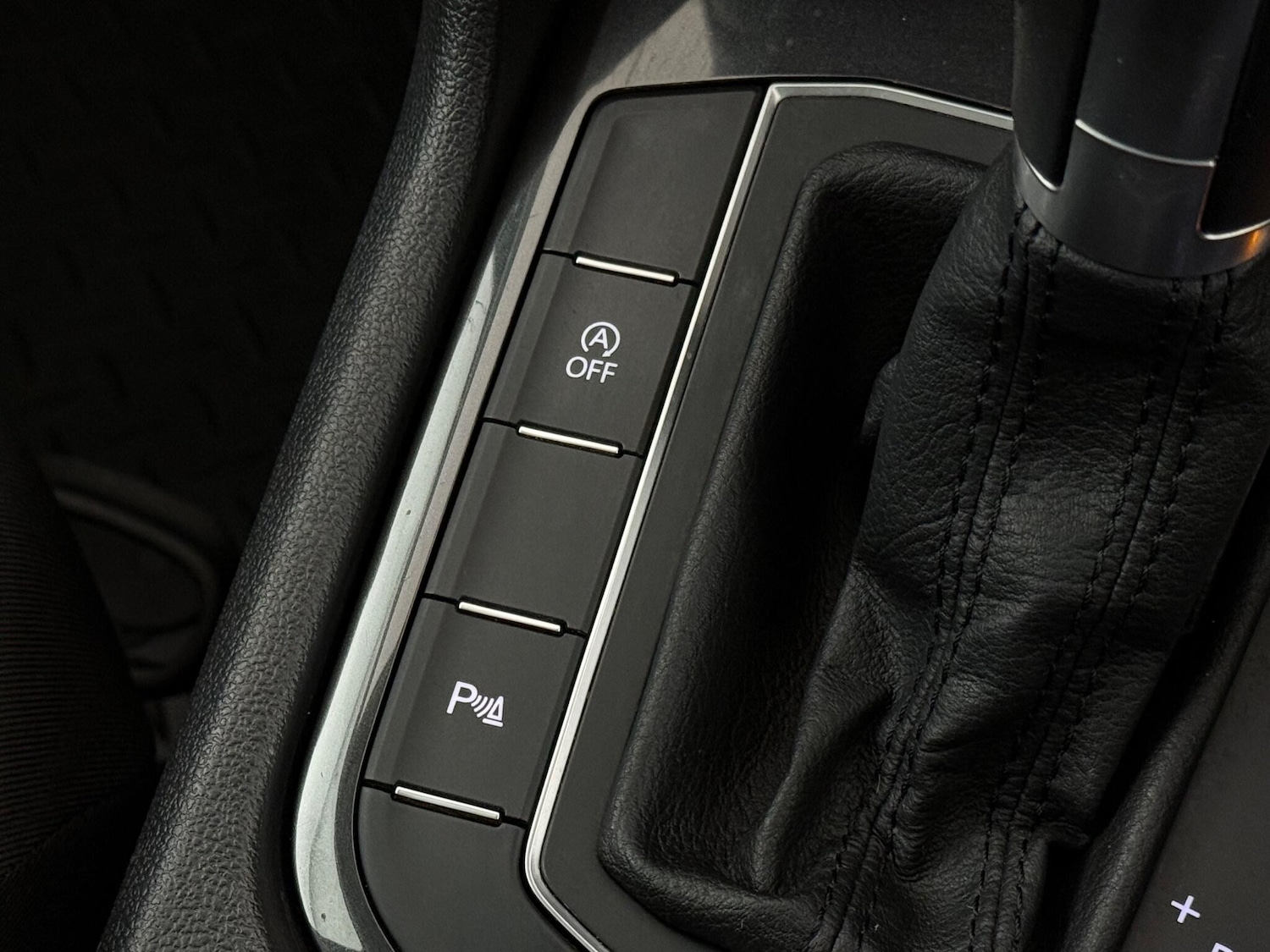 Used Volkswagen Tiguan 2018 for sale - 76992537: Photo 42