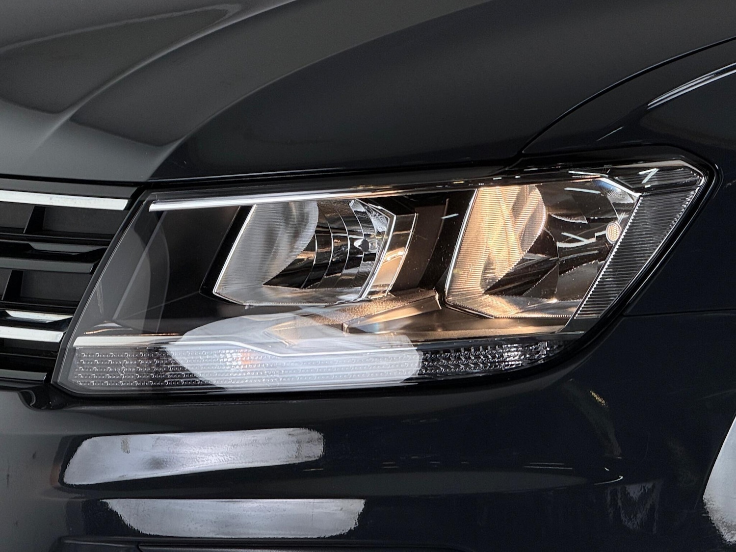 Used Volkswagen Tiguan 2018 for sale - 76992537: Photo 8