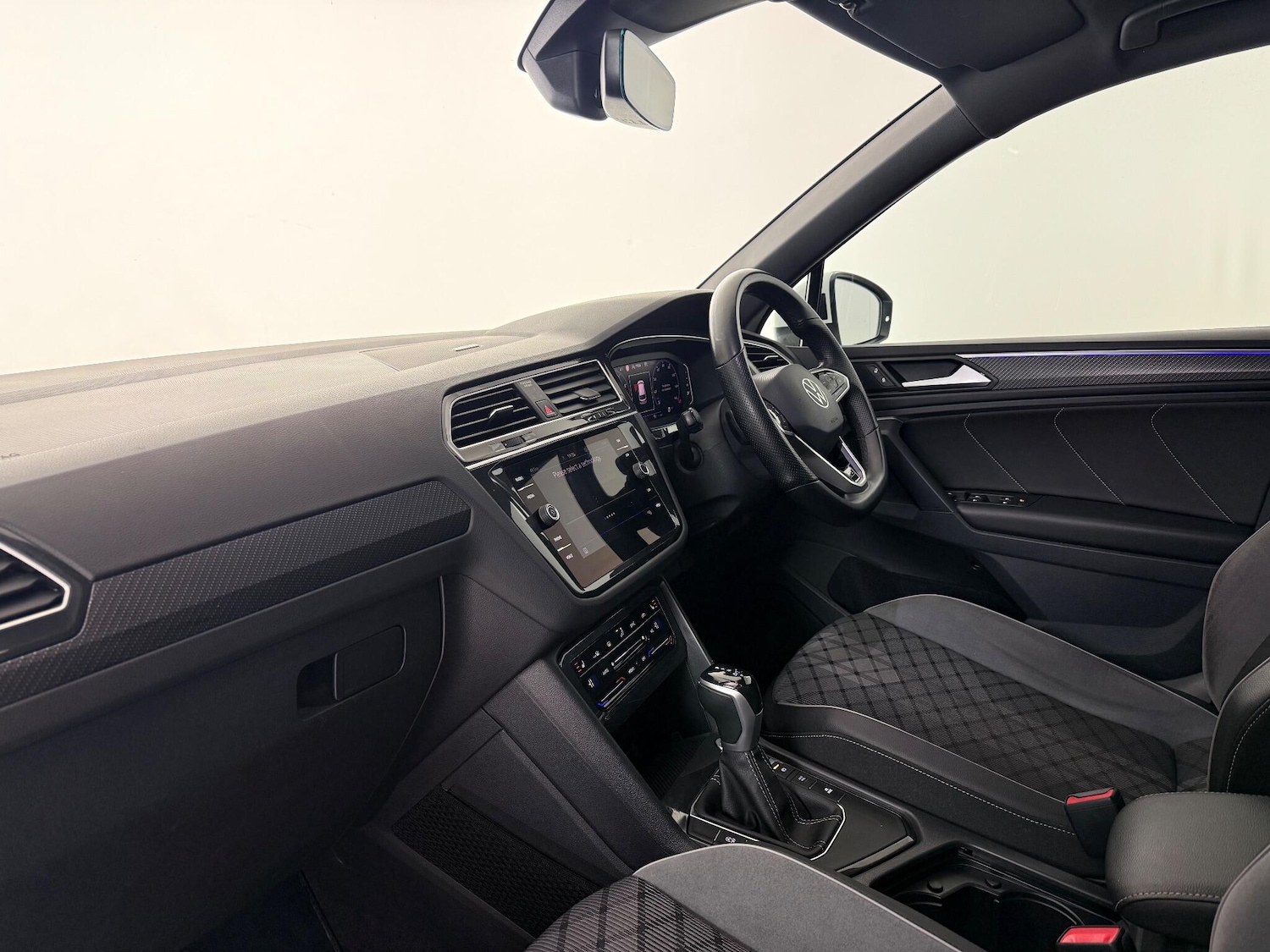 Used Volkswagen Tiguan 2020 for sale - 77243035: Photo 13