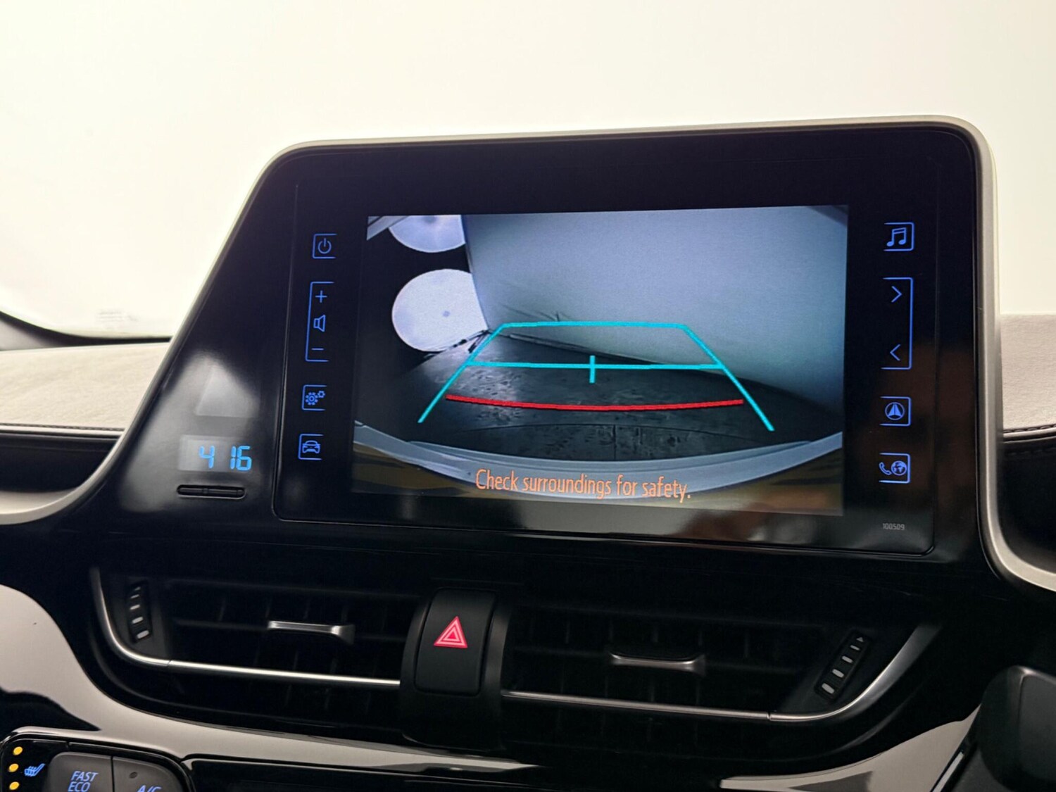 Used Toyota C-HR 2018 for sale - 77958687: Photo 24