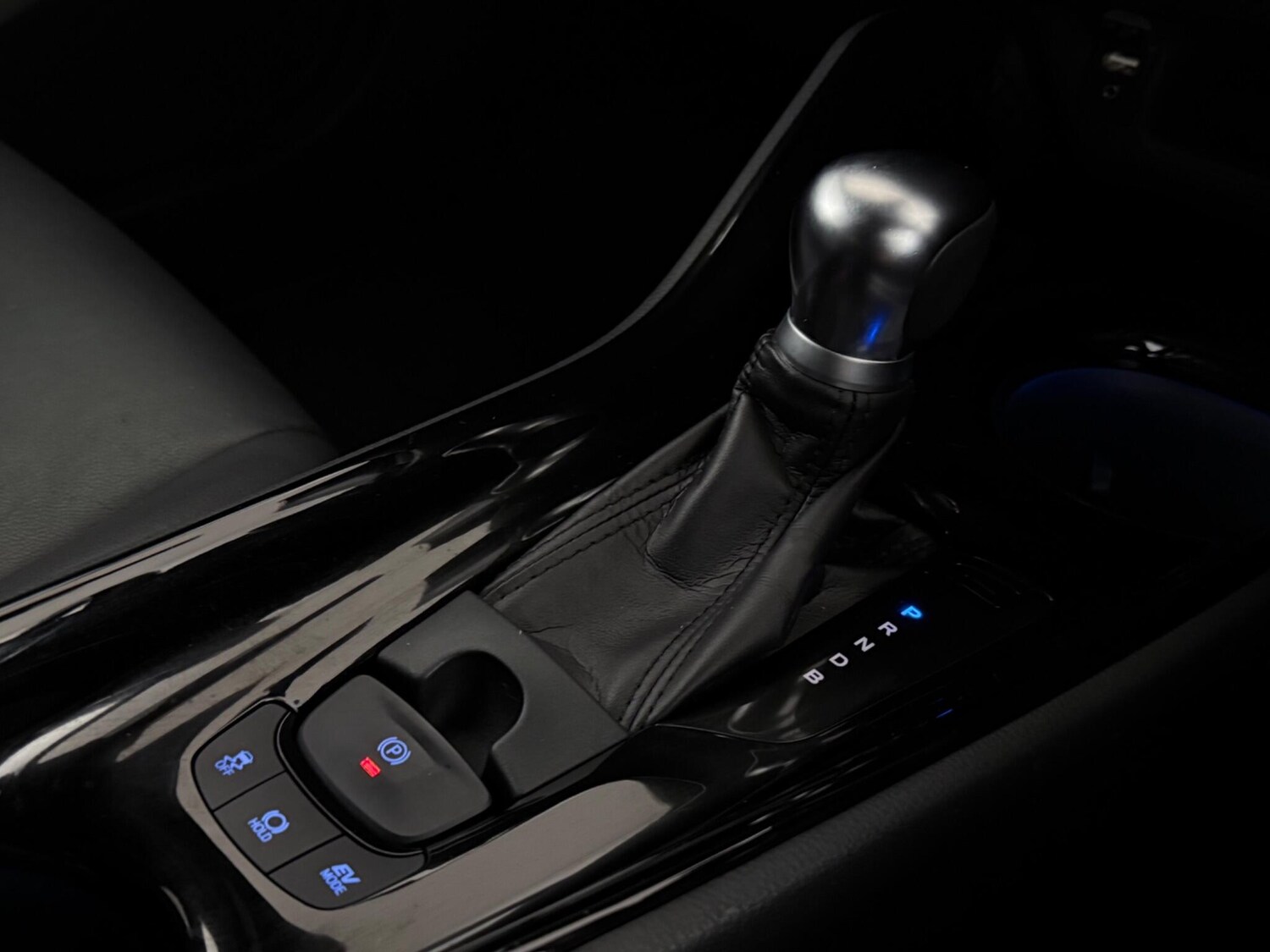 Used Toyota C-HR 2018 for sale - 77958687: Photo 26