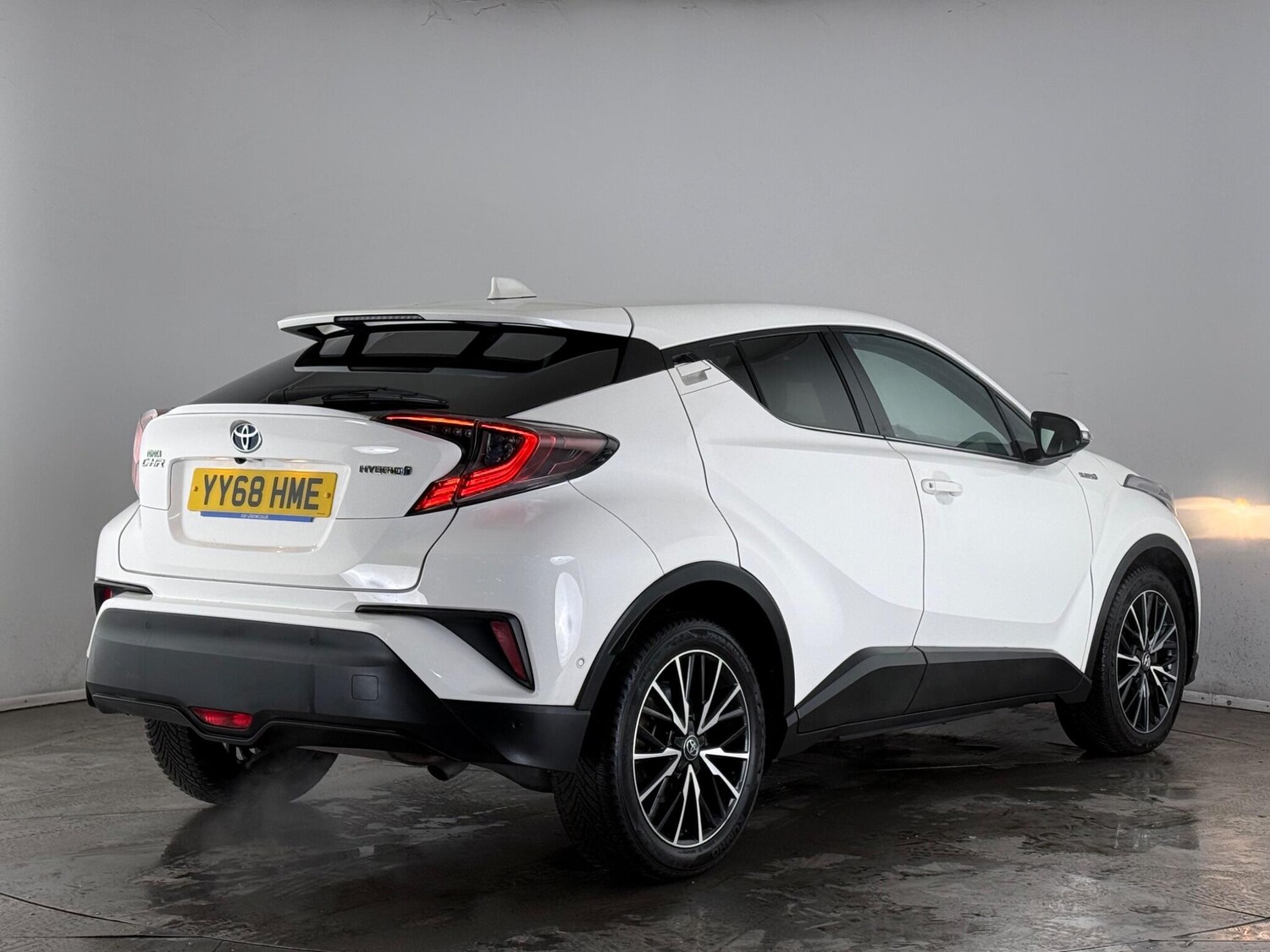 Used Toyota C-HR 2018 for sale - 77958687: Photo 6