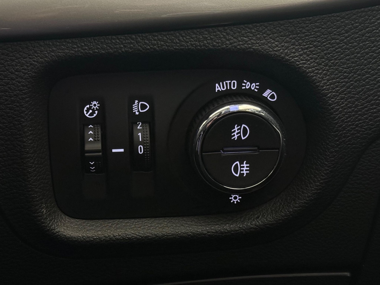 Used Vauxhall Astra 2021 for sale - 77511506: Photo 25