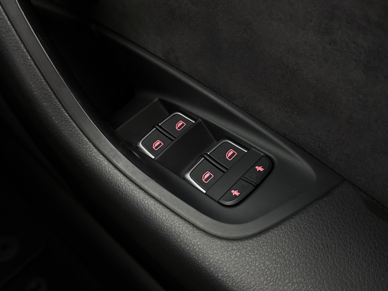 Used Audi A6 Saloon 2017 for sale - 76786742: Photo 30