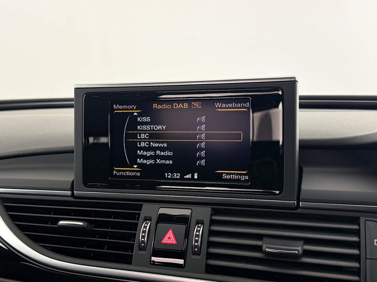 Used Audi A6 Saloon 2017 for sale - 76786742: Photo 34