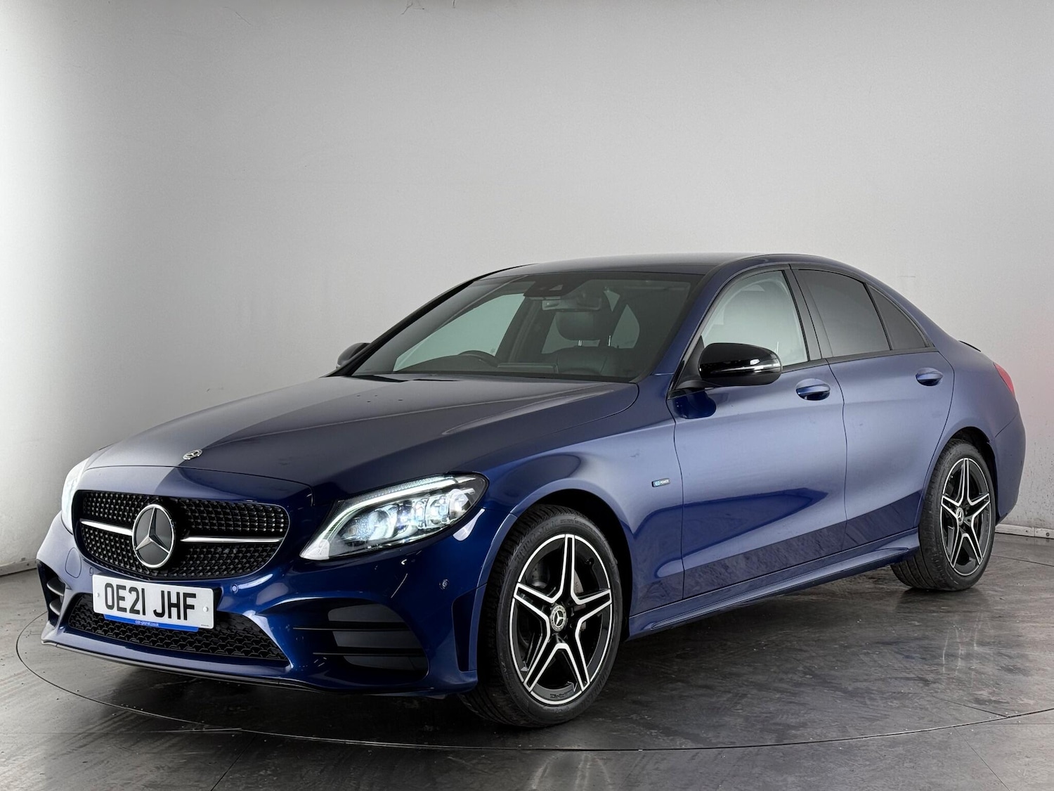 Used Mercedes-Benz C Class 2021 for sale - 77180971: Photo 3