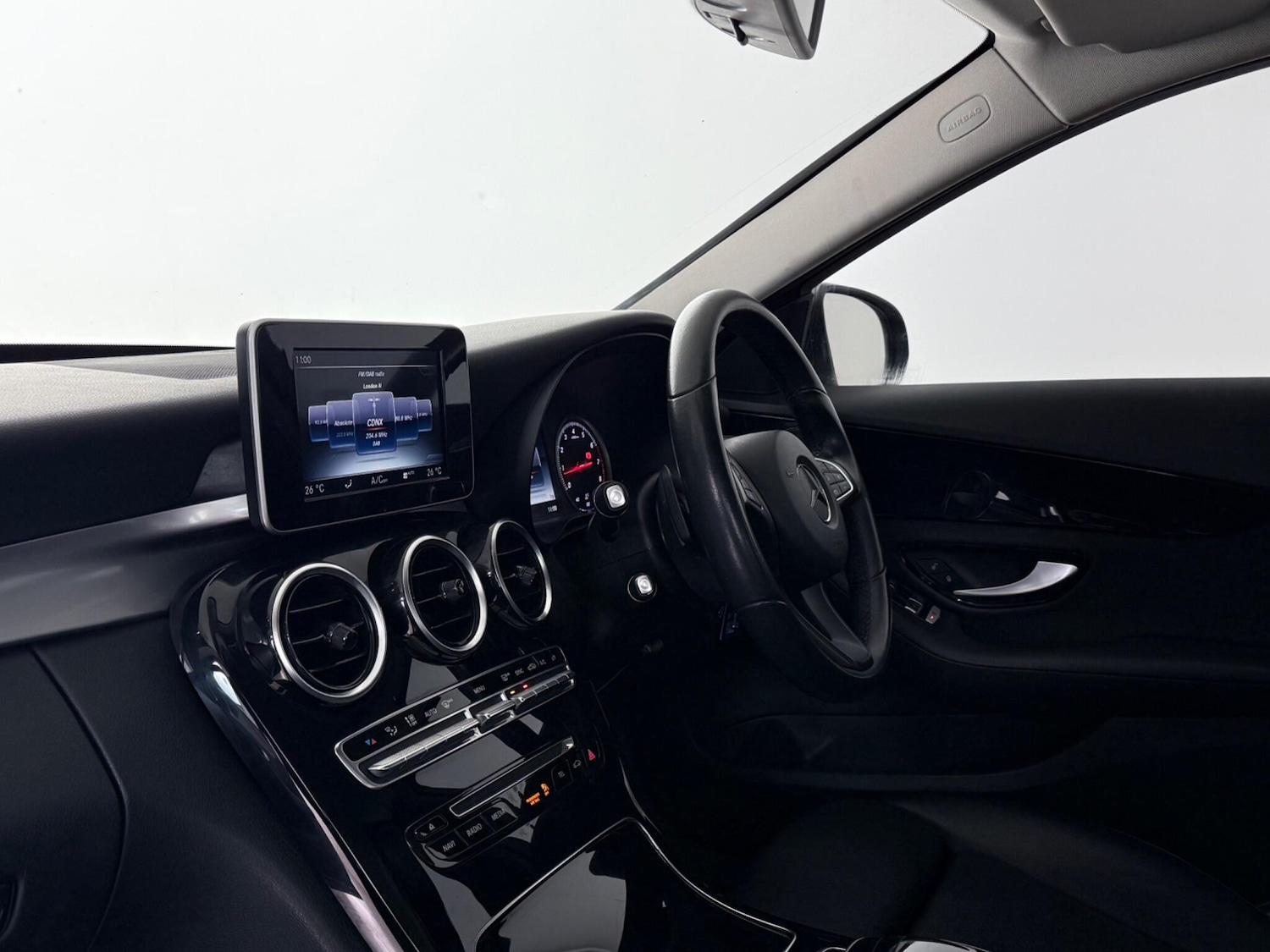 Used Mercedes-Benz C Class 2017 for sale - 78144165: Photo 11