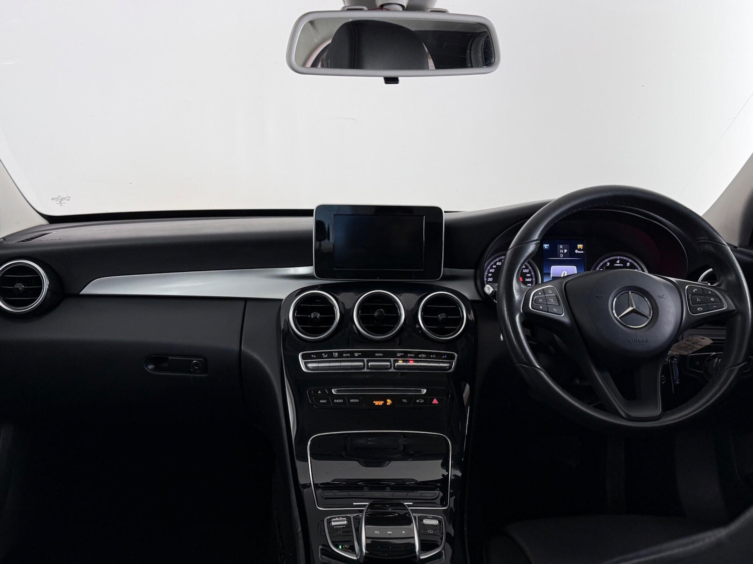 Used Mercedes-Benz C Class 2017 for sale - 78144165: Photo 14