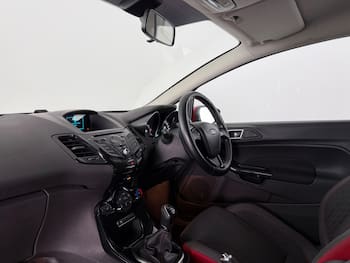 Used Ford Fiesta 2015 for sale - 79577484: Photo