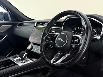 Used Jaguar F-Pace 2022 for sale - 78609617: Photo