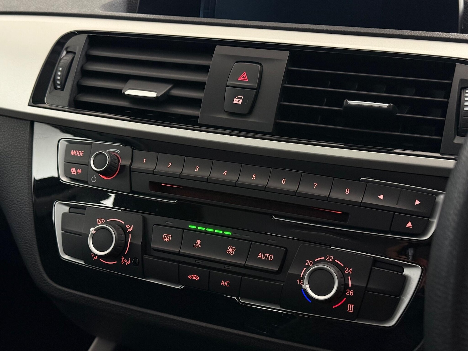 Used BMW 1 Series 2018 for sale - 77243482: Photo 28