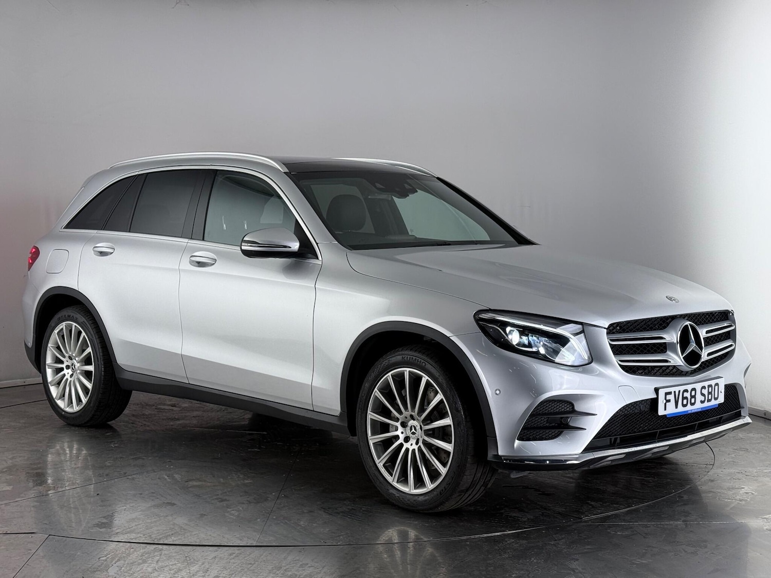Used Mercedes-Benz GLC 2018 for sale - 76801529: Photo 1